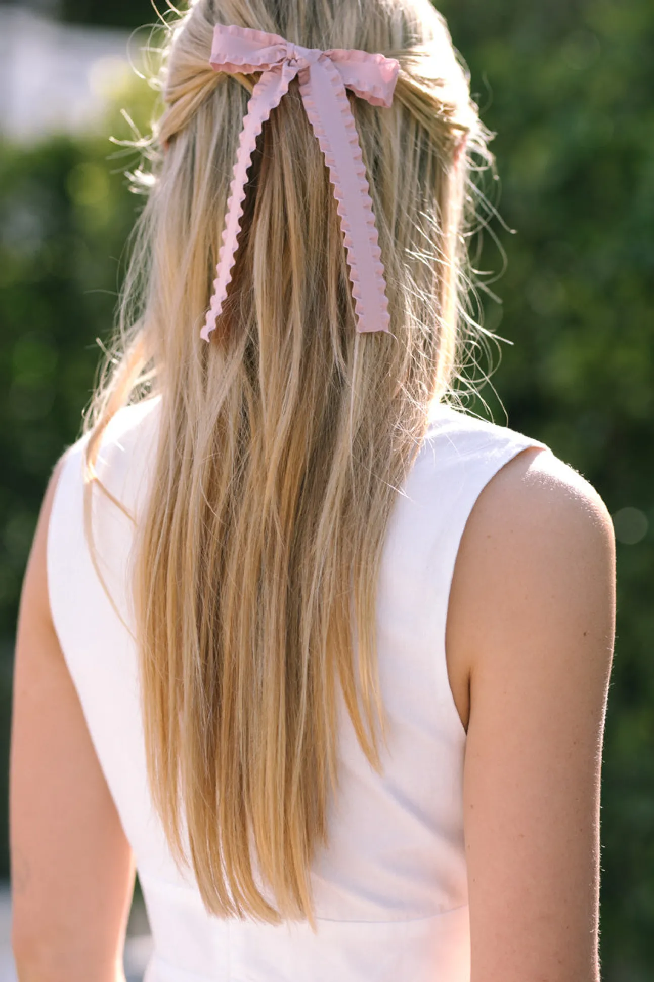 Cami Bow Clip