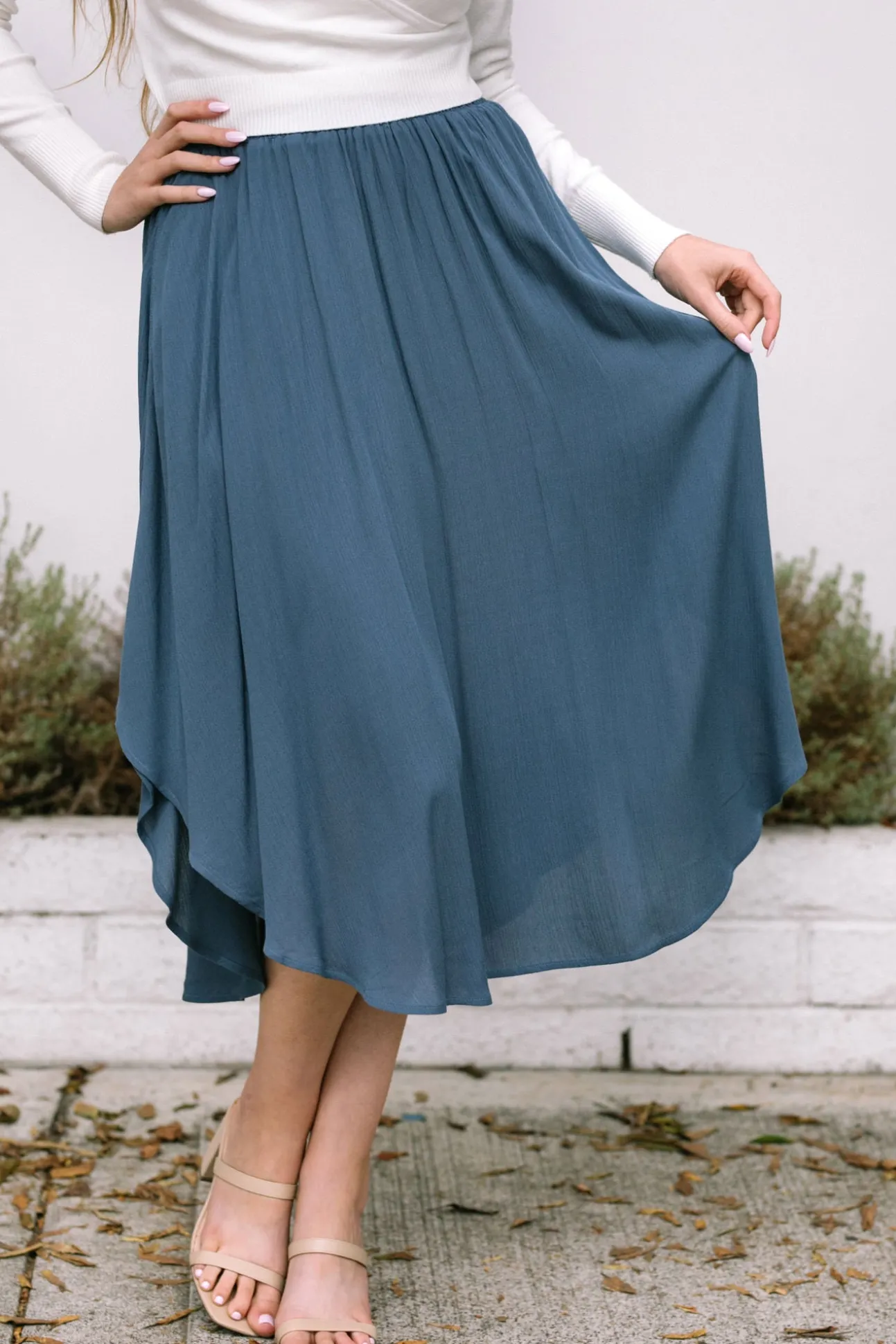 Joyce Round Hem Skirt