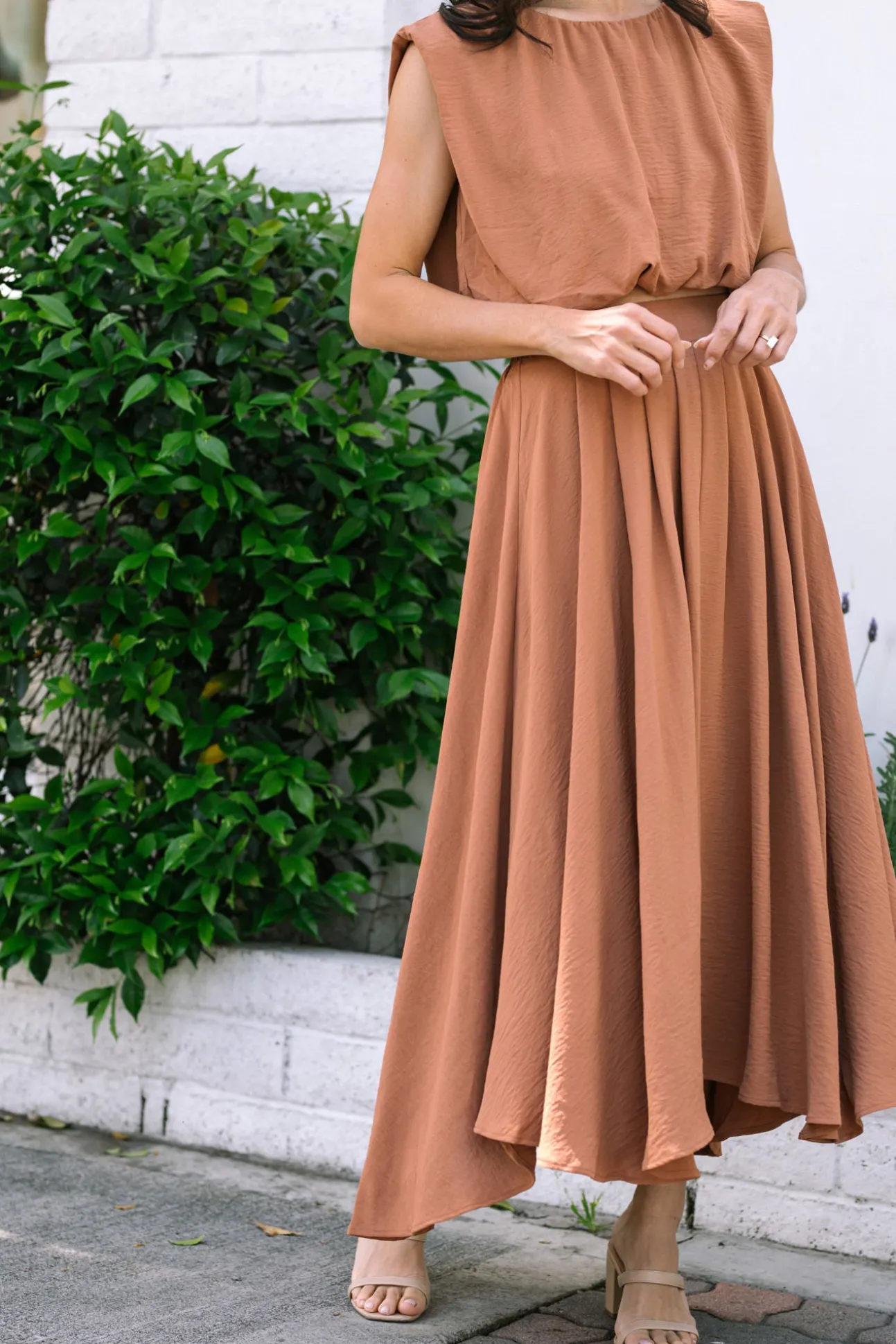 Robin Pleated Midi Skirt